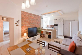 Lovely Down Town Apartment by the Motlawa River